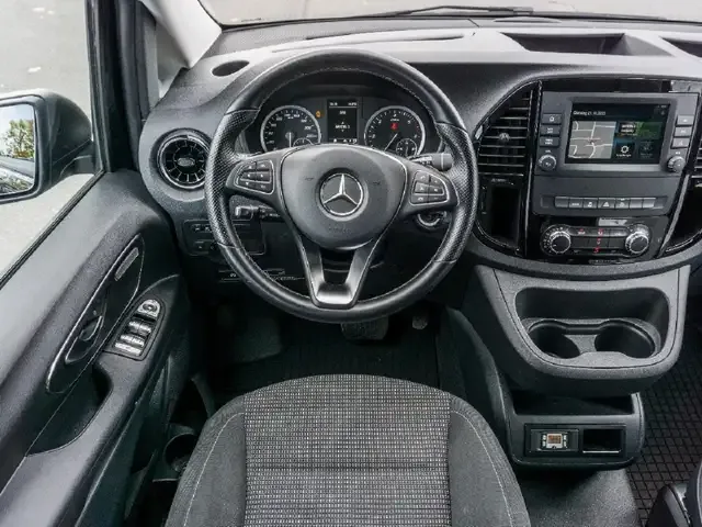 Mercedes-Benz Marco Polo