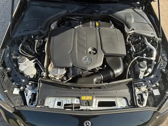 Mercedes-Benz C 200