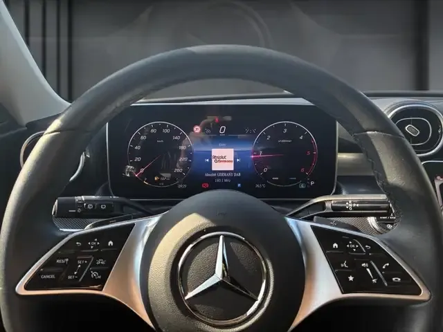 Mercedes-Benz C 200