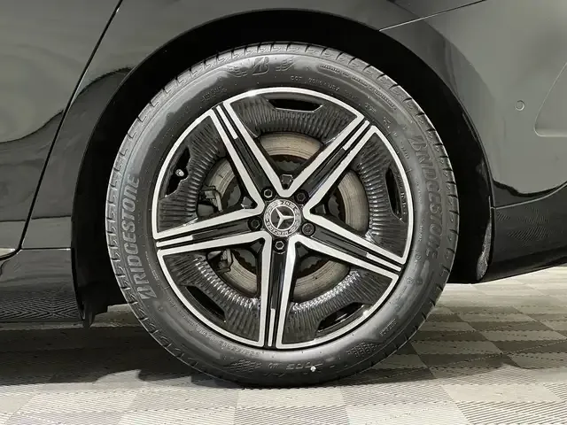 Mercedes-Benz EQE 350