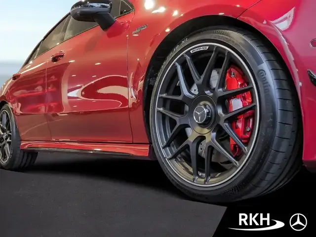 Mercedes-Benz CLA 45 AMG