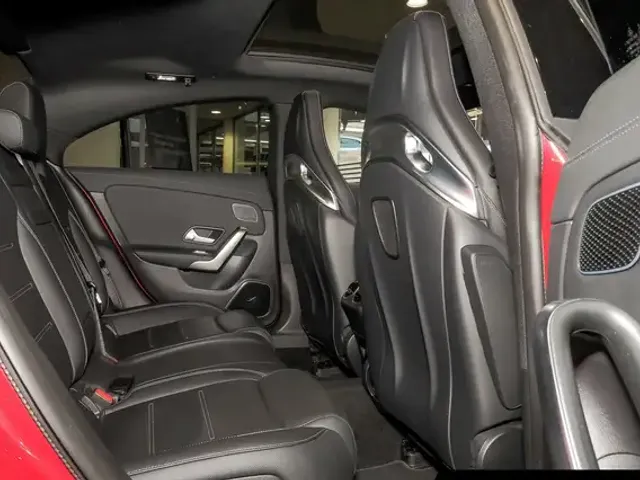 Mercedes-Benz CLA 45 AMG