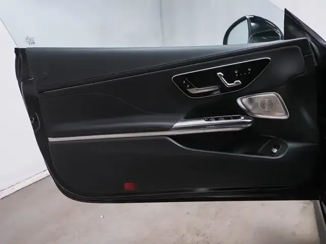 Mercedes-Benz CLE 200