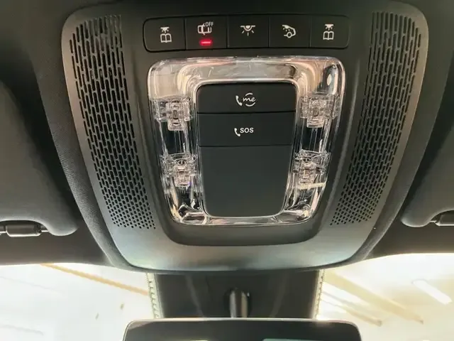 Mercedes-Benz EQB 300