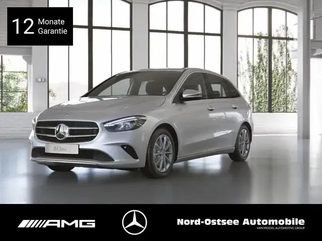Mercedes-Benz B 220