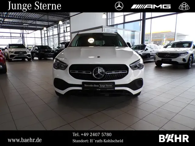 Mercedes-Benz GLA 200