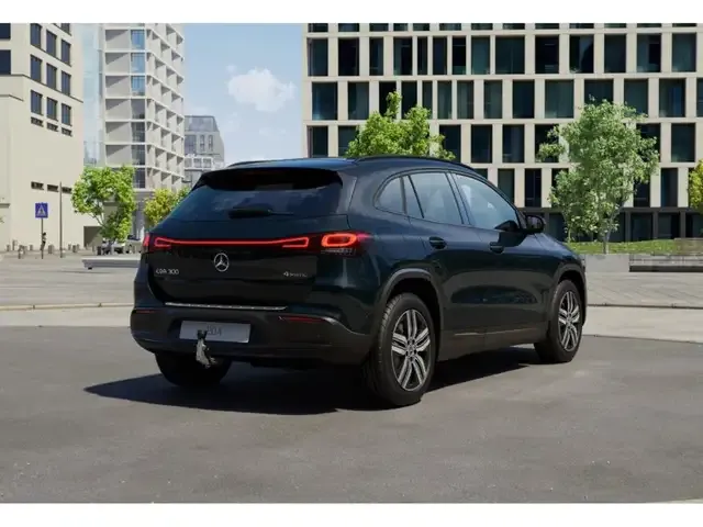 Mercedes-Benz EQA 300