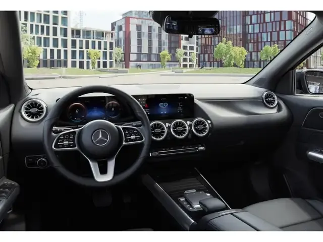 Mercedes-Benz EQA 300