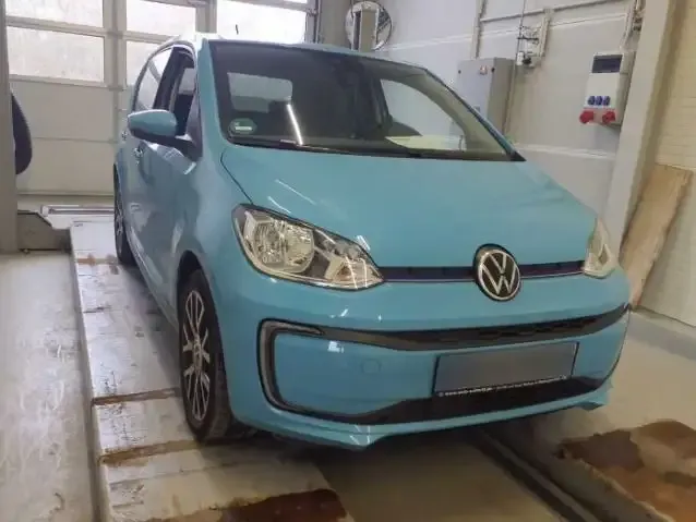 Volkswagen e-up!