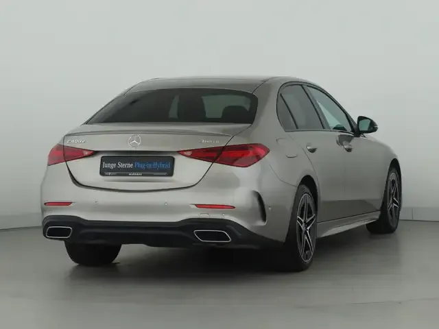 Mercedes-Benz C 400