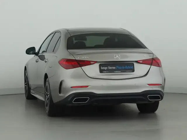 Mercedes-Benz C 400