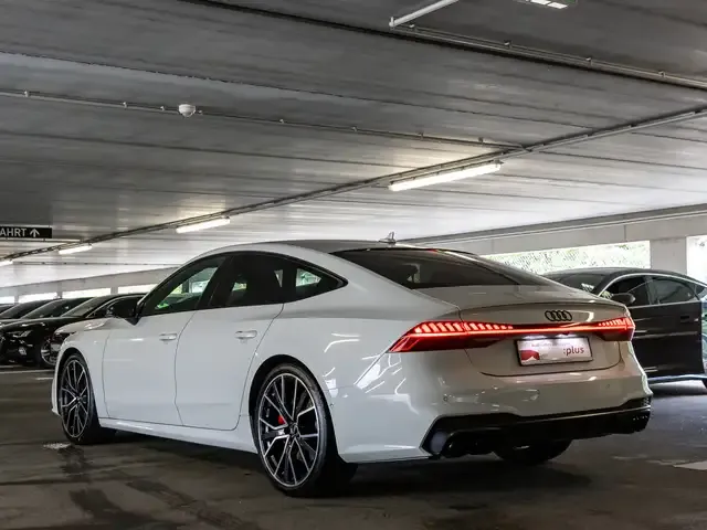 Audi S7