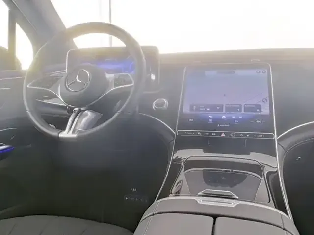 Mercedes-Benz EQE SUV