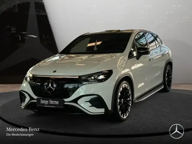 Mercedes-Benz EQE SUV