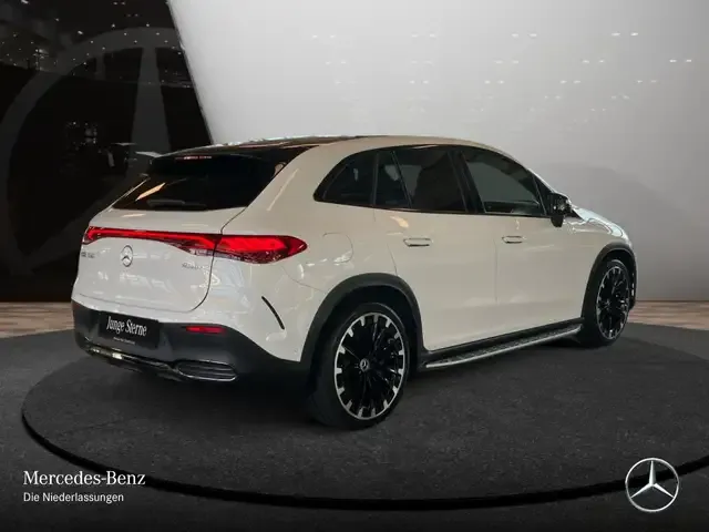 Mercedes-Benz EQE SUV