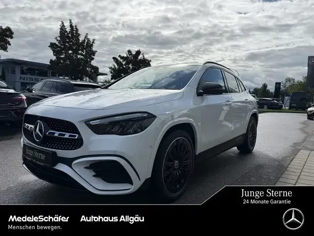 Mercedes-Benz GLA 200
