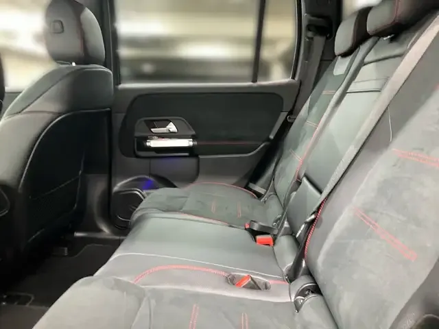 Mercedes-Benz EQB 300