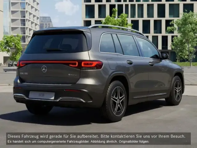 Mercedes-Benz EQB 300