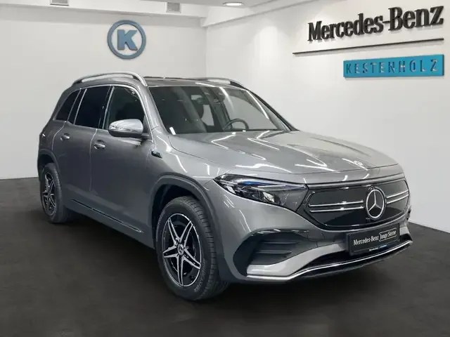 Mercedes-Benz EQB 300