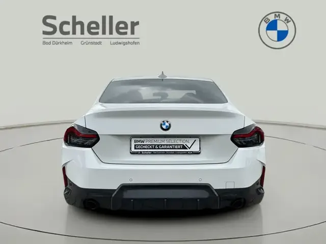 BMW 220