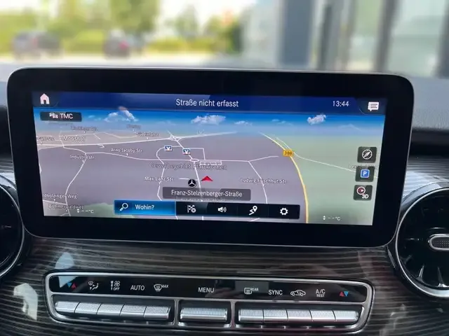 Mercedes-Benz V 300