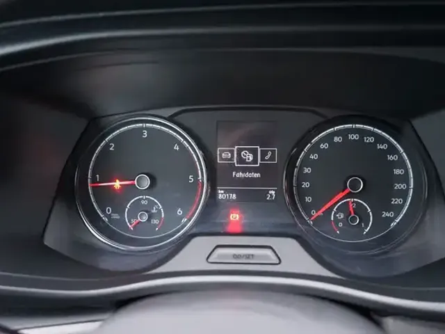 Volkswagen T6.1 Caravelle