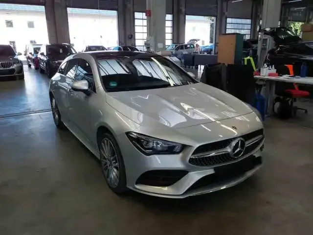 Mercedes-Benz CLA 250