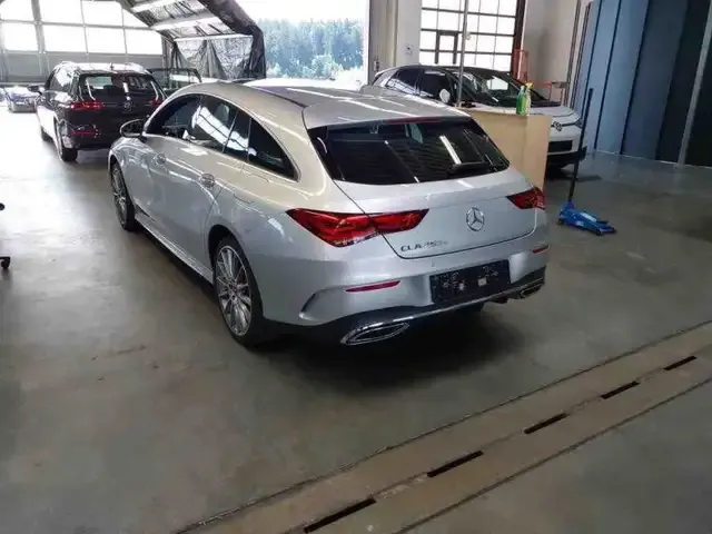 Mercedes-Benz CLA 250