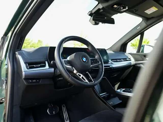 BMW 220