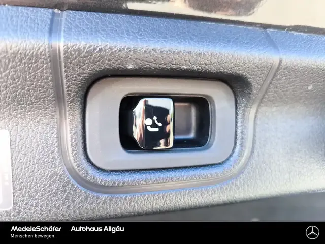 Mercedes-Benz EQE 53