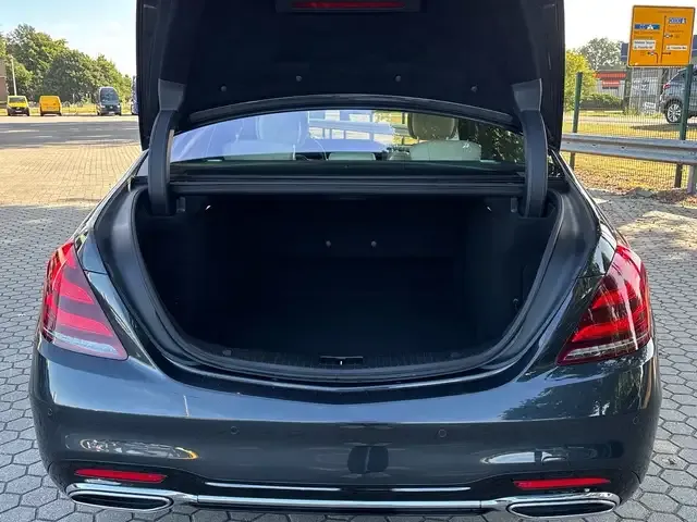 Mercedes-Benz S 400