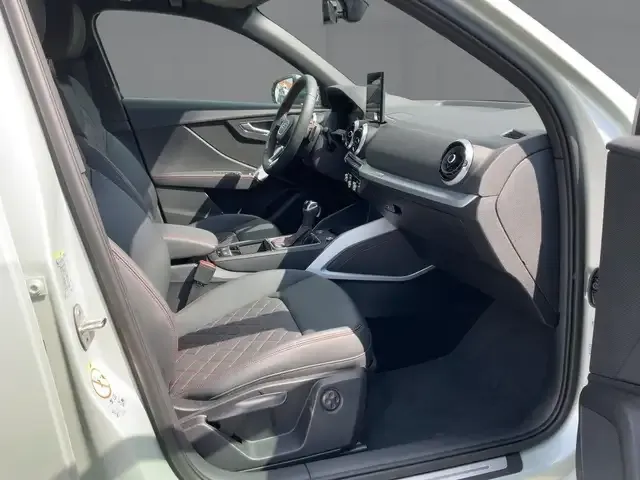 Audi SQ2