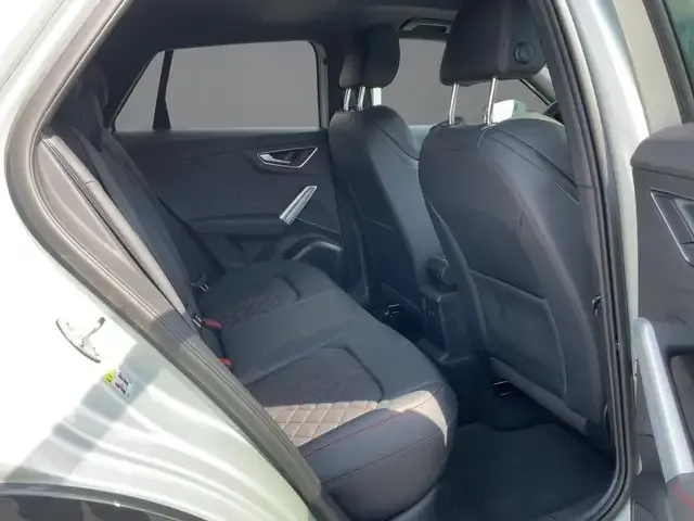 Audi SQ2