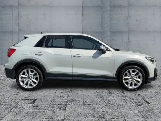 Audi SQ2