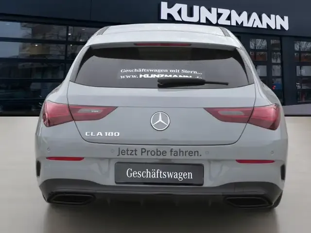 Mercedes-Benz CLA 180