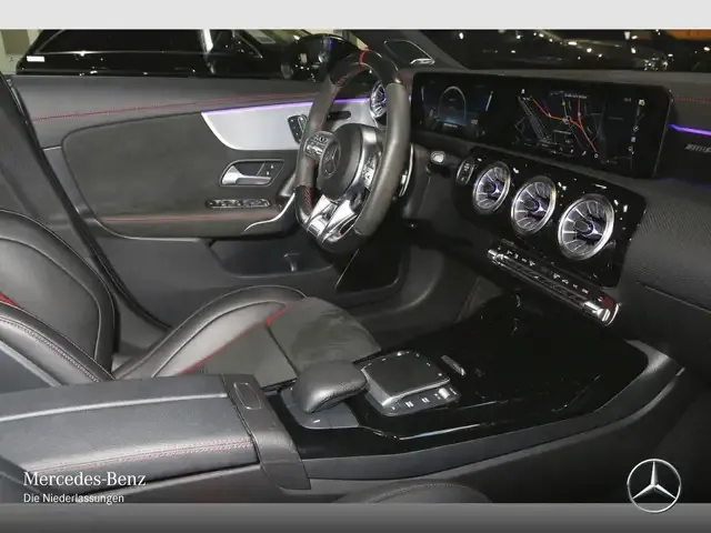 Mercedes-Benz CLA 45 AMG