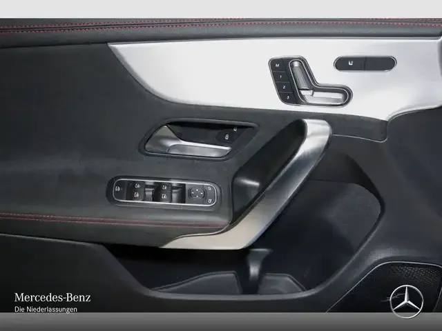 Mercedes-Benz CLA 45 AMG