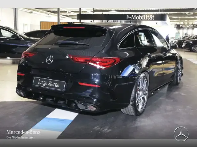 Mercedes-Benz CLA 45 AMG
