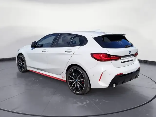 BMW 128