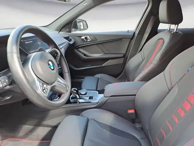 BMW 128