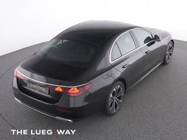 Mercedes-Benz E 200