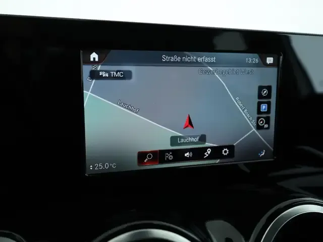 Mercedes-Benz GLB 220