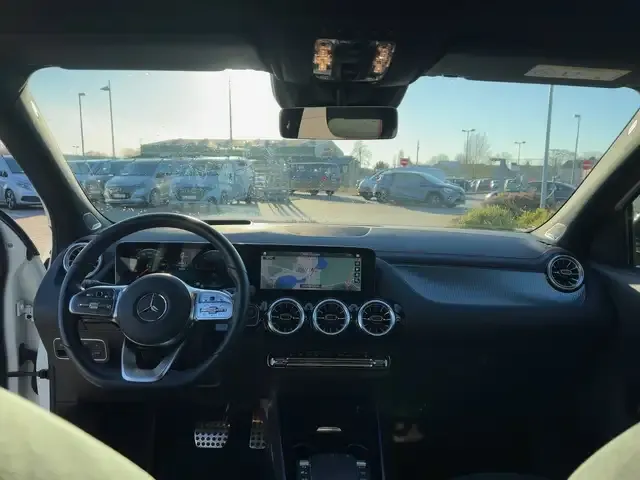 Mercedes-Benz EQA 250