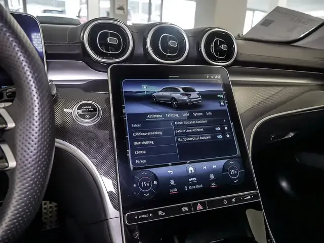 Mercedes-Benz C 220