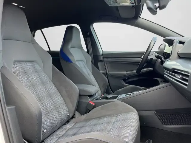 Volkswagen Golf GTE