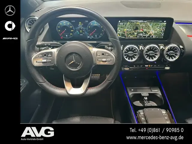 Mercedes-Benz GLA 200