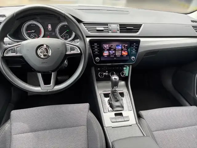 Skoda Superb