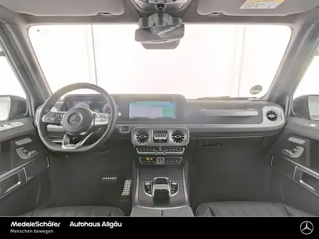 Mercedes-Benz G 500