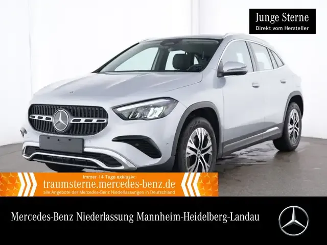 Mercedes-Benz GLA 180