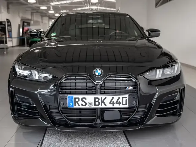 BMW 440